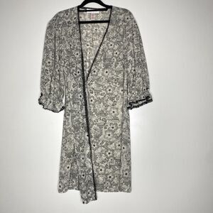 Oscar De La Renta Lingerie Robe Women's Size Medium (no belt)
